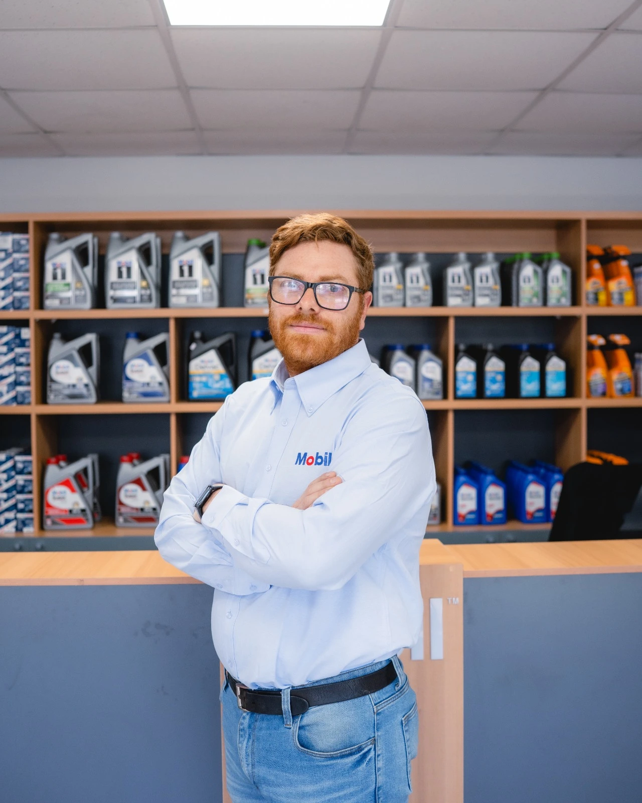 Elvis Lara Suazo — Ejecutivo comercial Truckoil